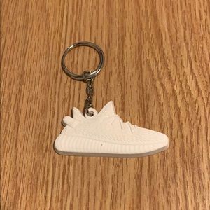 Yeezy Sneaker Keychain 🔥